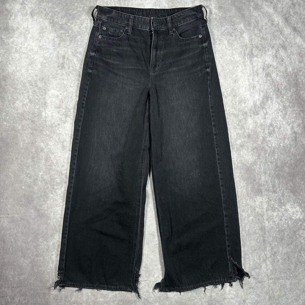 American Eagle Strigid Ultra Wide Leg Jeans Washed Black Raw Hem Size 4 Skater